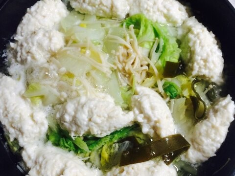 ふわっふわ！はんぺんと豆腐のヘルシーつくね鍋